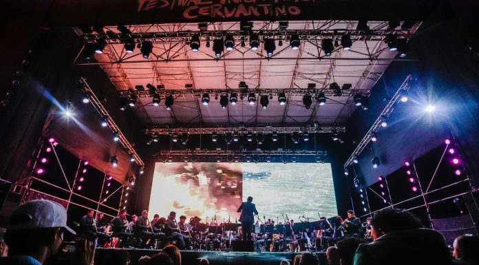 Asisten más de 80 mil visitantes en la primera semana del FIC