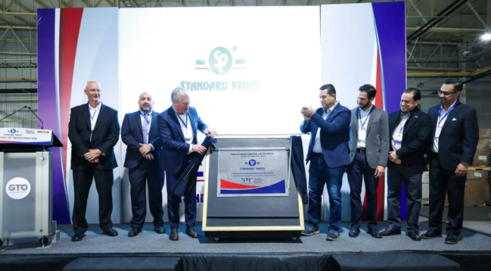 Inaugura Gobernador la segunda planta Standar Profil en Apaseo El Grande