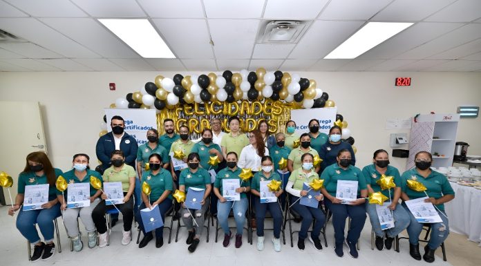 Apoya empresa a trabajadora a concluir secundaria con Inaeba