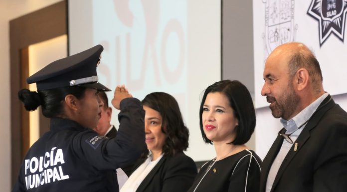 Sophia Huett reconoce a Silao como eje de inversión