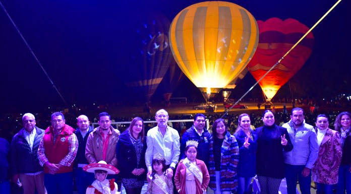 Viven Noche Mágica en Jalpa de Cánovas