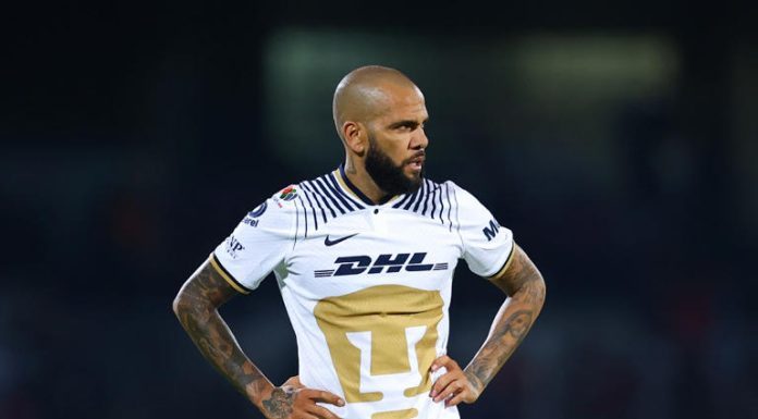 Se complica más acusación contra Dani Alves