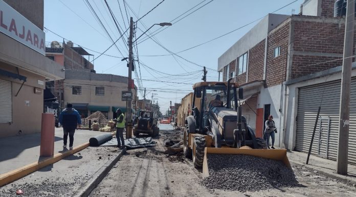 LEÓN | Mejora SAPAL la red sanitaria del Barrio del Coecillo