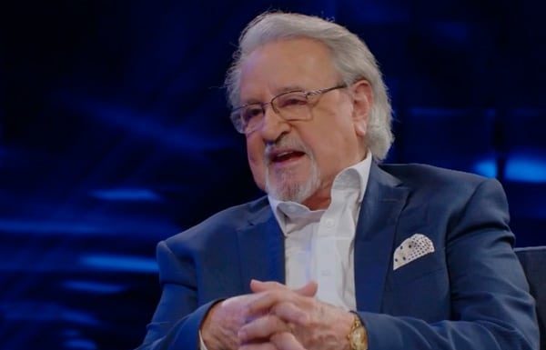 Carlos Villagrán anuncia jubilación de “Kiko”