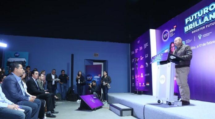 SILAO | Reconoce alcalde a estudiantes con “Futuro+Brillante”