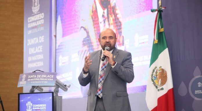 SILAO | Comparte Carlos García buenas prácticas de finanzas municipales sanas