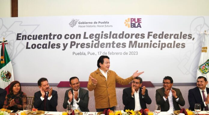 Pide Mario Delgado a morenistas “dejar de golpearse” rumbo a la elección 2024