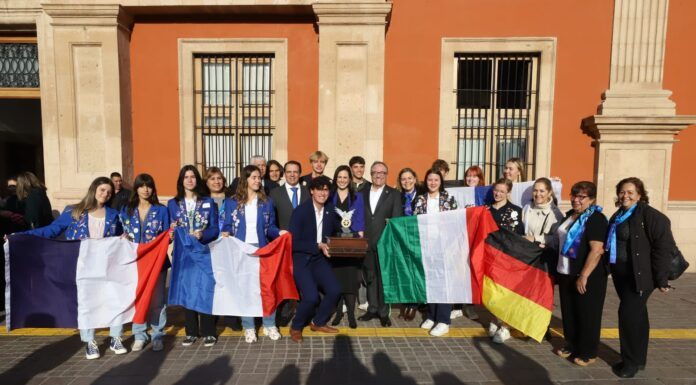 LEÓN | Reconoce Ale Gutiérrez a deportistas destacados