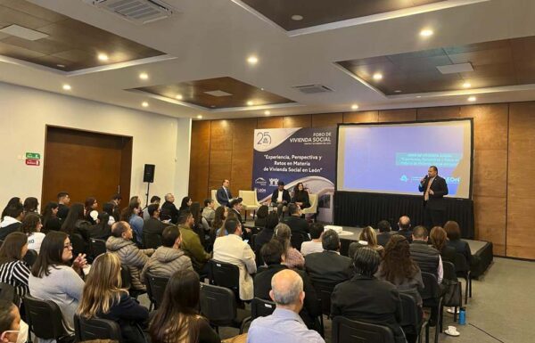 LEÓN | Organizan conversatorio sobre vivienda social