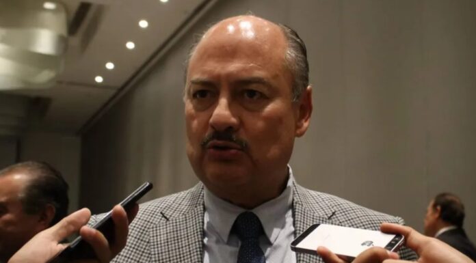 Mejores salarios a trabajadores comprometidos: CCEL