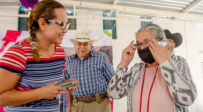 Fortalece Administración Sanmiguelense el cuidado de la salud visual de las familias