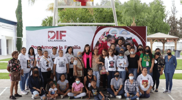 Acerca DIF Salamanca Feria de la Salud «Por Amor a las Familias»