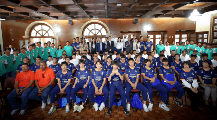 LEÓN | Recibe Ale Gutiérrez a Delegación Japonesa de Fútbol