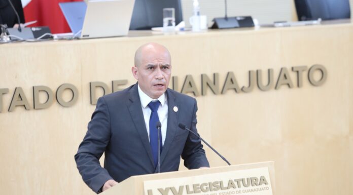 Capacitación a policías debe tener agenda común: Martín López