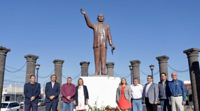 SALAMANCA | Conmemoran 217 Aniversario del Natalicio de Benito Juárez.