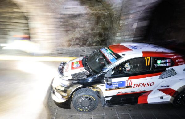 CAPITAL | Vibran más de 30 mil con arrancada callejera del WCR Guanajuato