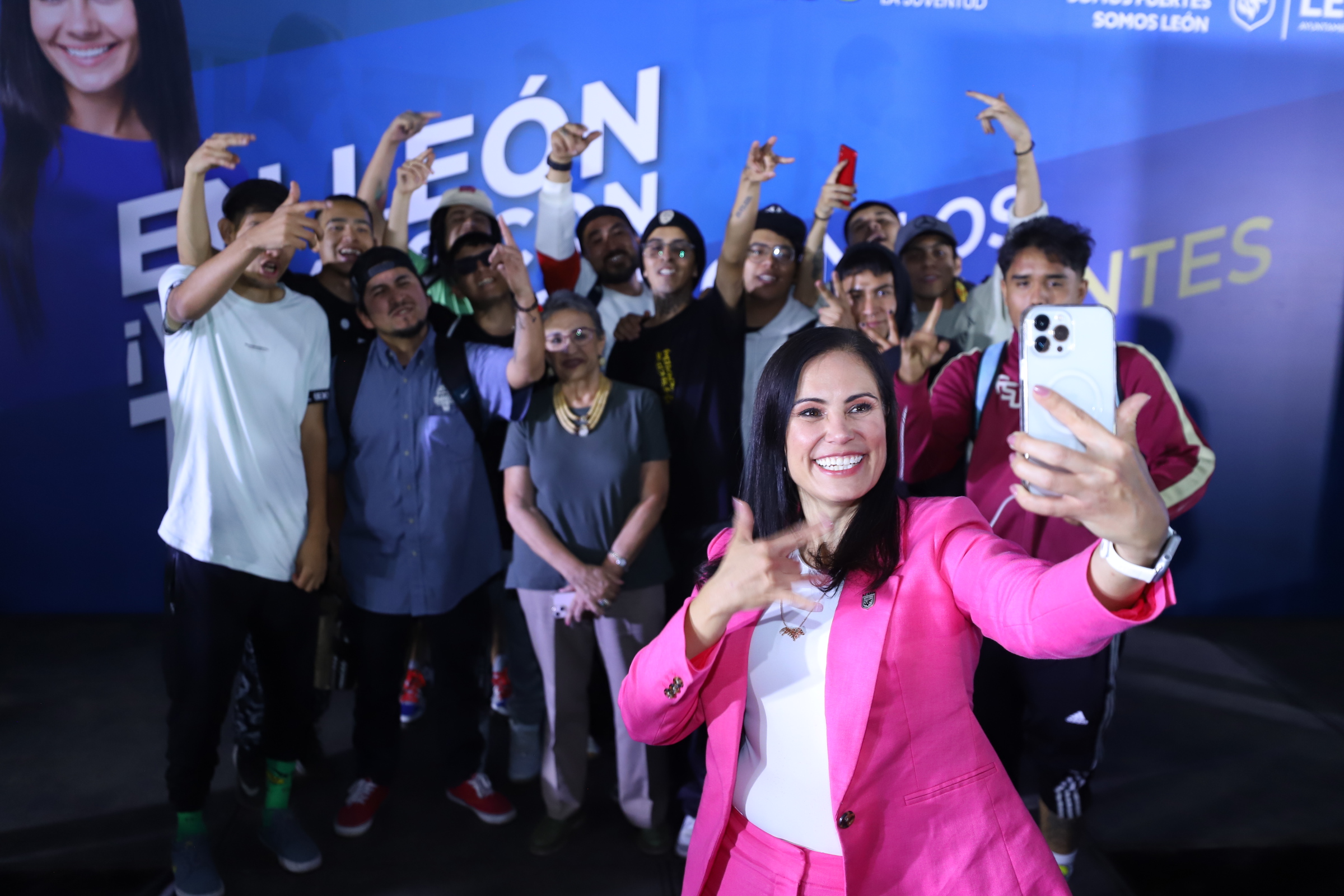 LEÓN | Compromete Ale Gutiérrez más seguridad y mejoras en transporte a estudiantes de la UTL