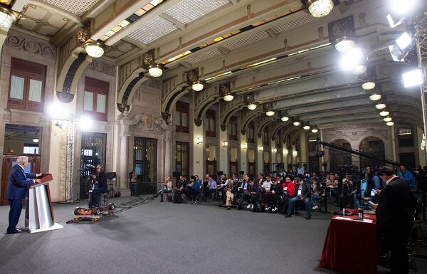 Pide AMLO desaparecer INAI y que ASF asuma sus funciones