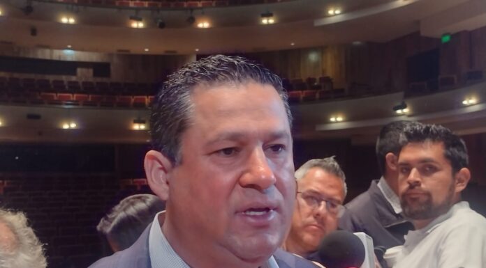 Tras hallazgo de más de 100 migrantes en SLP, podría tratarse de “red” de “tráfico de personas”: Diego Sinhue