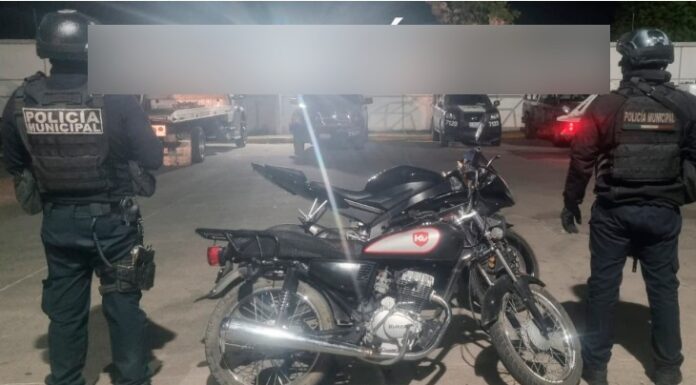 Recupera Policía 18 vehículos y detuvo a 5 personas