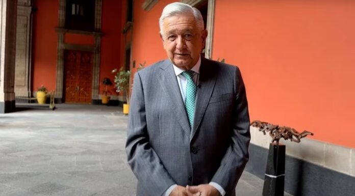 Sufrí un “desmayo transitorio”: AMLO