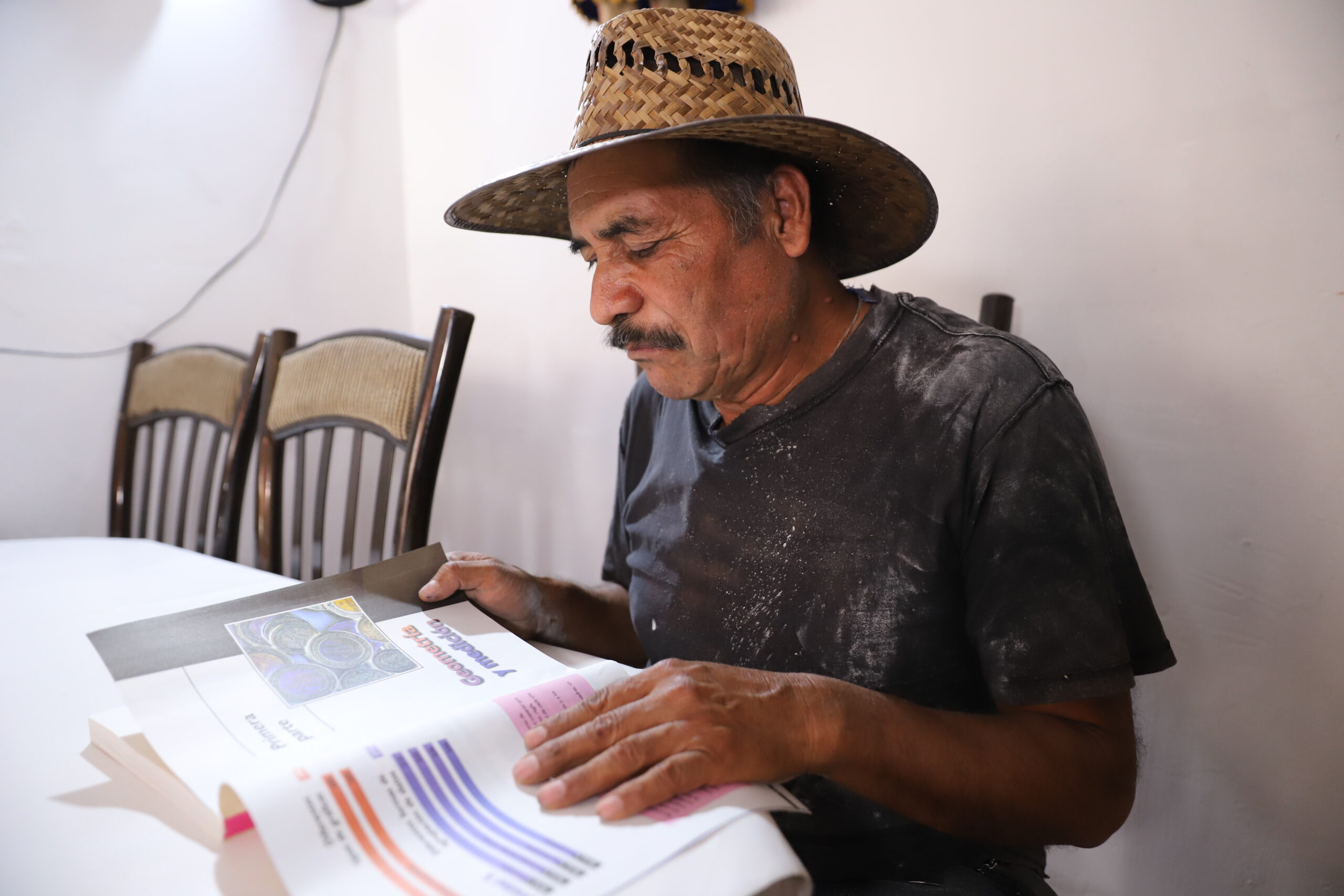 Gracias a INAEBA Anastasio Rodríguez certificó su primaria y secundaria