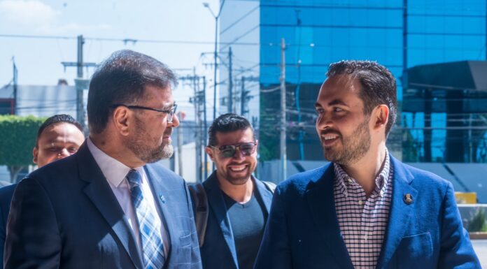 Revisará Oviedo con diputado denuncias contra notarios