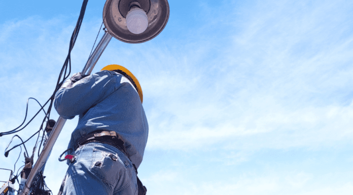 #Capital | Repara Alumbrado Público 438 luminarias y atiende 136 reportes en 7 días