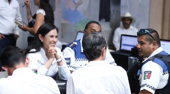 LEÓN | Colegio de Notarios asesora de manera gratuita a leoneses en Miércoles Ciudadano