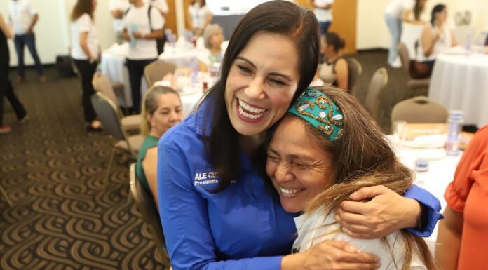 Reconoce Ale Gutiérrez a promotores de los Proyectos de Presupuesto Participativo