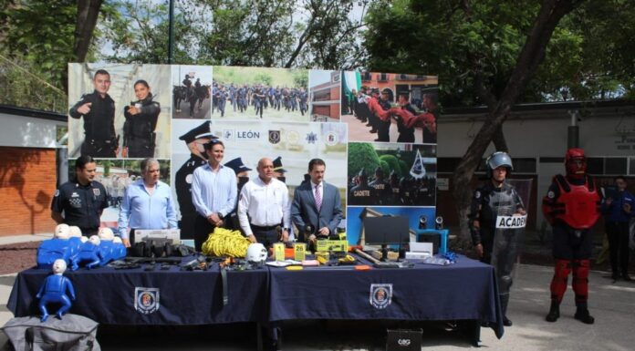LEÓN | Reconocen a Policías y Policías Viales por acciones destacadas