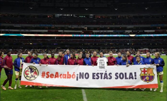América y Barcelona se unen en el Estadio Azteca y envían mensaje de aliento a Jennifer Hermoso, tras el caso Luis Rubiales