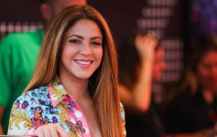 Shakira enciende la red al aparecer bailando en lencería