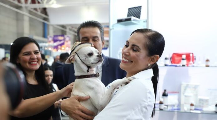 LEÓN | Inaugura Ale Gutiérrez edición 27 del Congreso Veterinario de León
