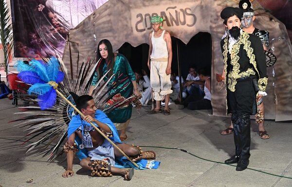 Presentan en Irapuato libro sobre orgullo e identidad nacional