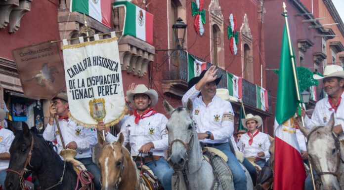 Honra San Miguel Allende a Ignacio Pérez, el Héroe Desconocido