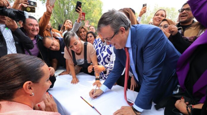 Encabeza Marcelo Ebrard A.C. “El camino de México”; por ahora no romperá con Morena