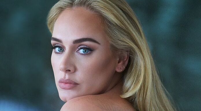 Adele responde a invitación para conocer cómo se fabrican los peluches del Dr. Simi Adele responde a invitación para conocer cómo se fabrican los peluches del Dr. Simi