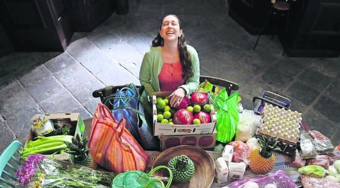 Con streaming, Salma Hayek impulsa al cine mexicano Con streaming, Salma Hayek impulsa al cine mexicano