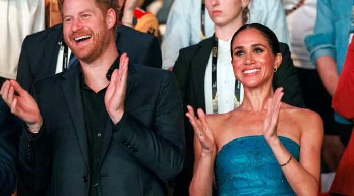 El príncipe Harry rechazó al rey Carlos III en el aniversario de la muerte de Isabel II El príncipe Harry rechazó al rey Carlos III en el aniversario de la muerte de Isabel II