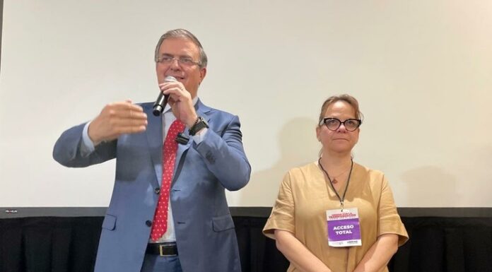 Ante inconsistencias, pide Ebrard se reponga el proceso de elección de candidato