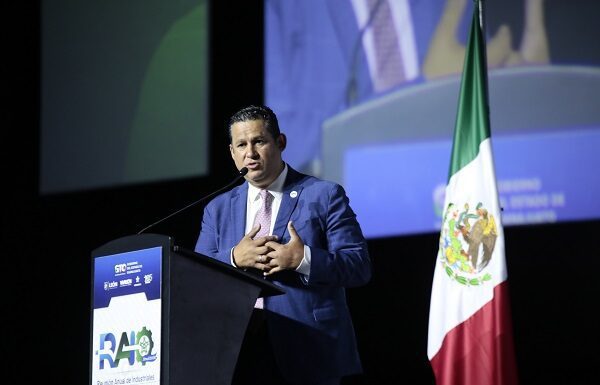 Es Guanajuato epicentro de innovación y capital industrial de México: Diego Sinhue