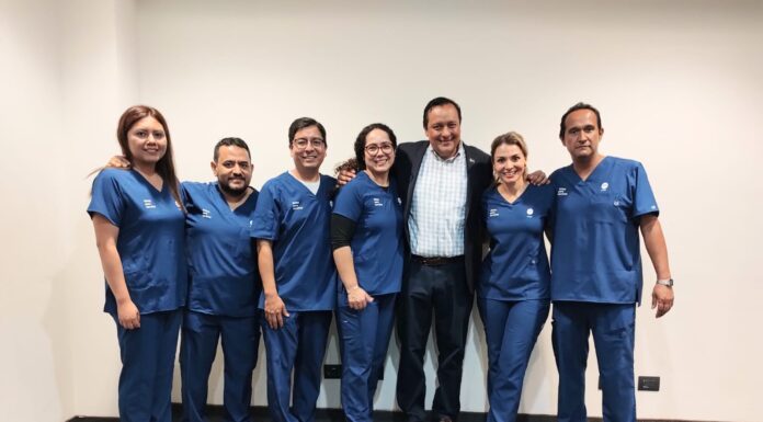 Ya son 44 médicos certificados para vasetormías sin bisturí en Guanajuato