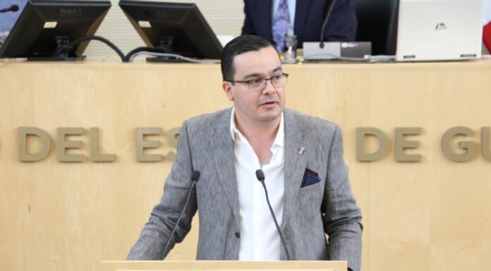 Pide Morena revisar eleccion de rector en la UG