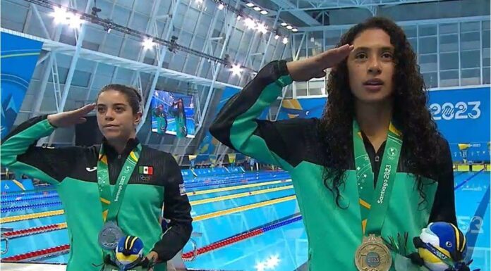 Alejandra Orozco y Gabriela Agúndez ganan oro para México en Clavados Alejandra Orozco y Gabriela Agúndez ganan oro para México en Clavados