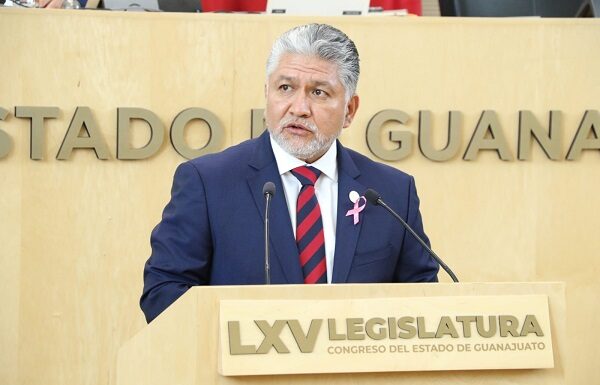 Propone Alejandro Arias facultar a municipios optar por gobiernos de coalición