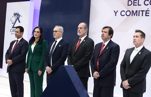 Reconoce Ale Gutiérrez compromiso de CANACO