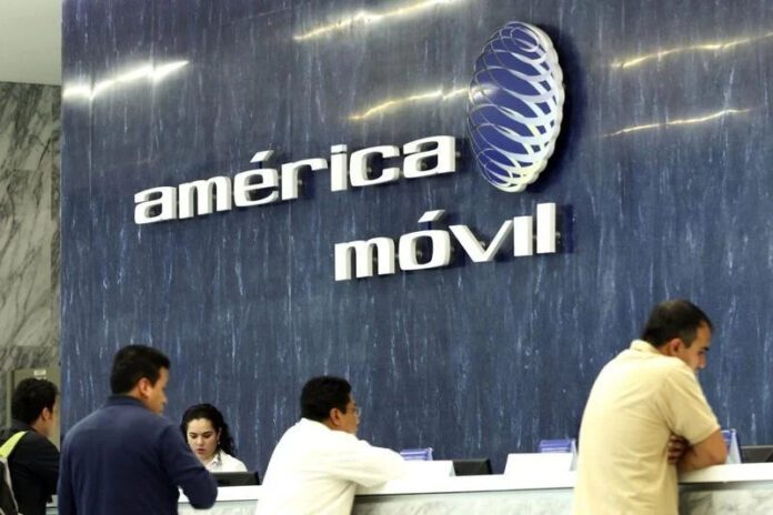 Ganancia de América Móvil de despliman 88.7%