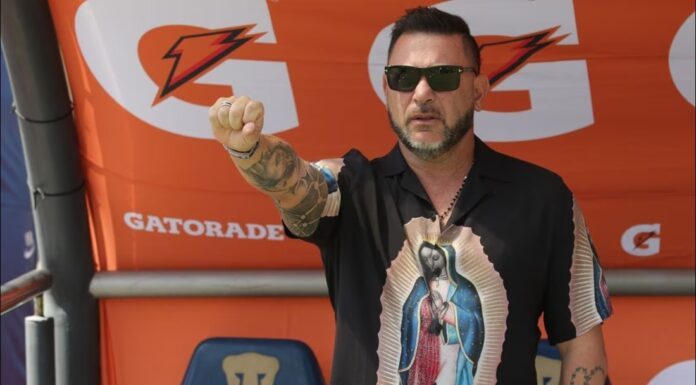 La Comisión Disciplinaria hace oficial la sanción a Antonio Mohamed por su camisa de la Virgen de Guadalupe La Comisión Disciplinaria hace oficial la sanción a Antonio Mohamed por su camisa de la Virgen de Guadalupe