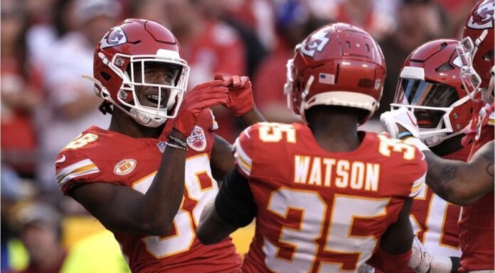 Patrick Mahomes guía a los Chiefs para su triunfo 31-17 ante Chargers Patrick Mahomes guía a los Chiefs para su triunfo 31-17 ante Chargers